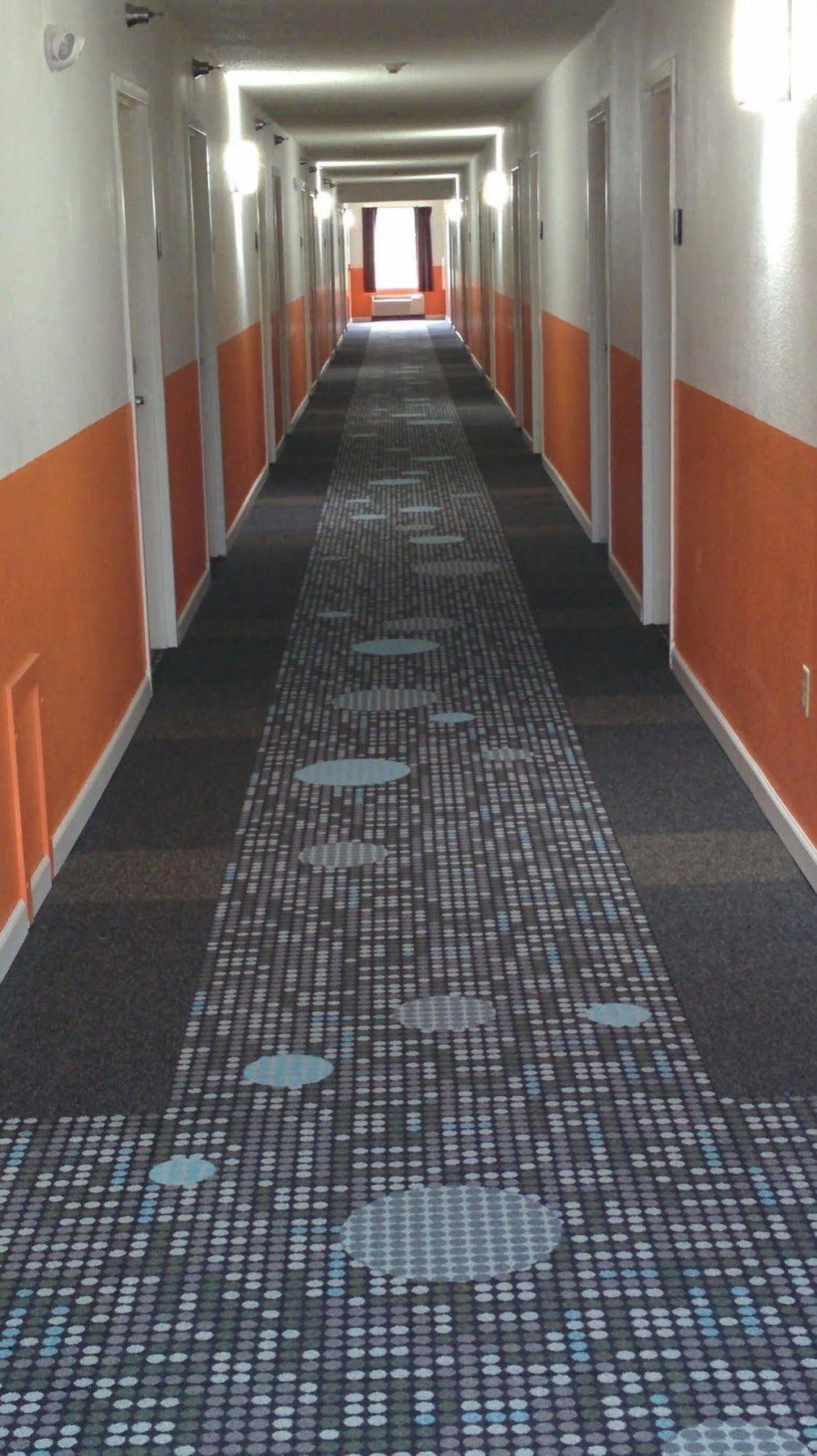 President & Motel 2*